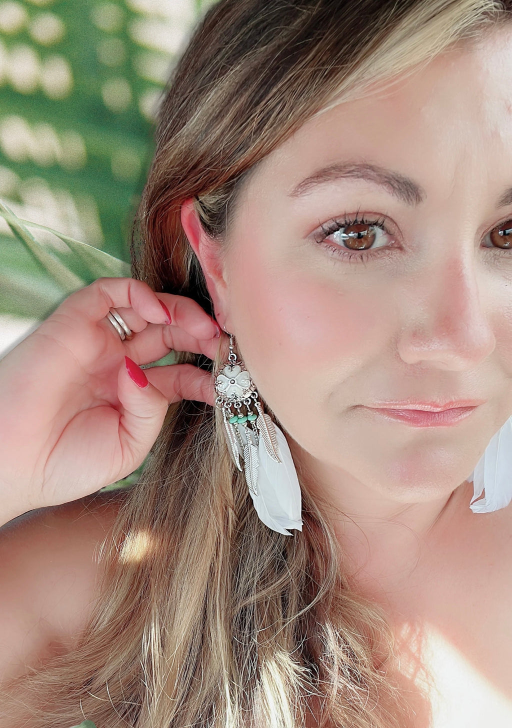 White Flower Feather Earrings – Silver Boho Western Dangle Earrings for Women